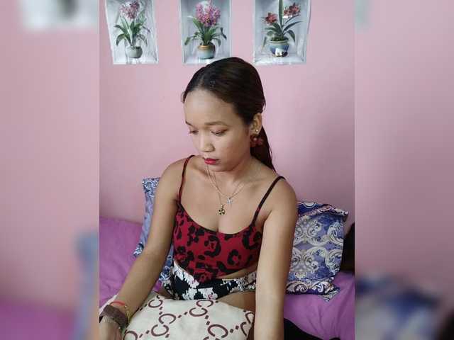 Vaninah live cam on BongaCams