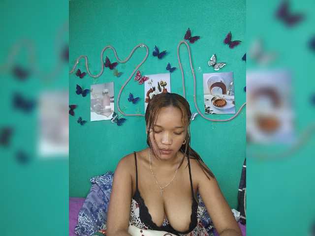 Vaninah live cam on BongaCams