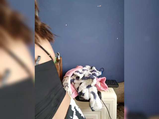 Vaninah live cam on BongaCams