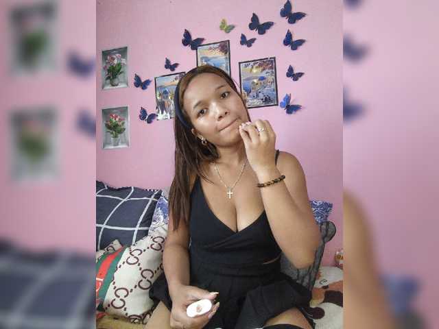Vaninah live cam on BongaCams