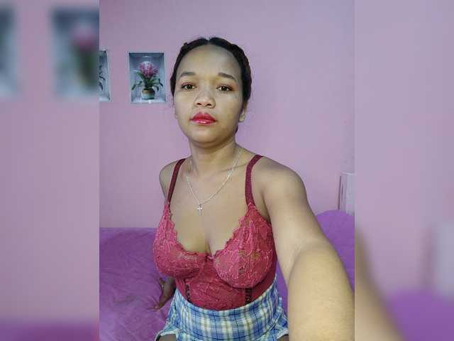 Vaninah live cam on BongaCams