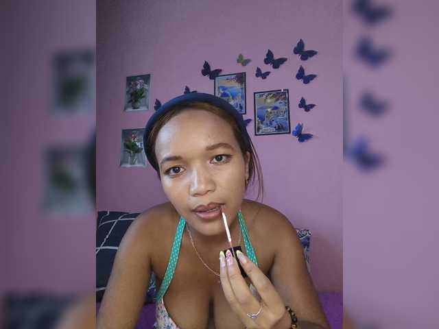 Vaninah live cam on BongaCams