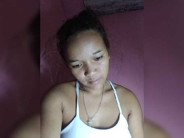 Vaninah live cam on BongaCams
