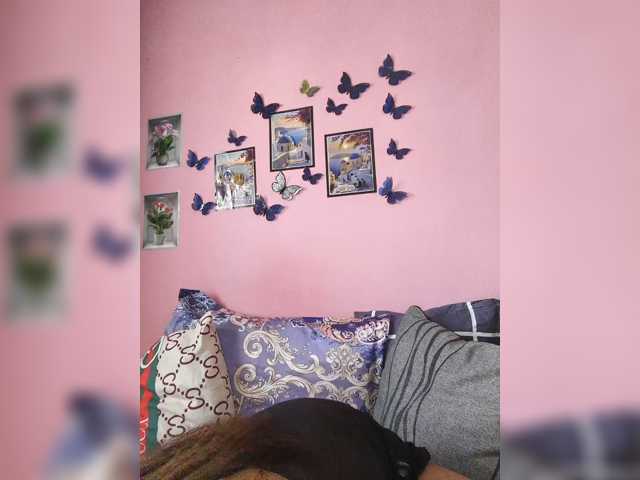Vaninah live cam on BongaCams