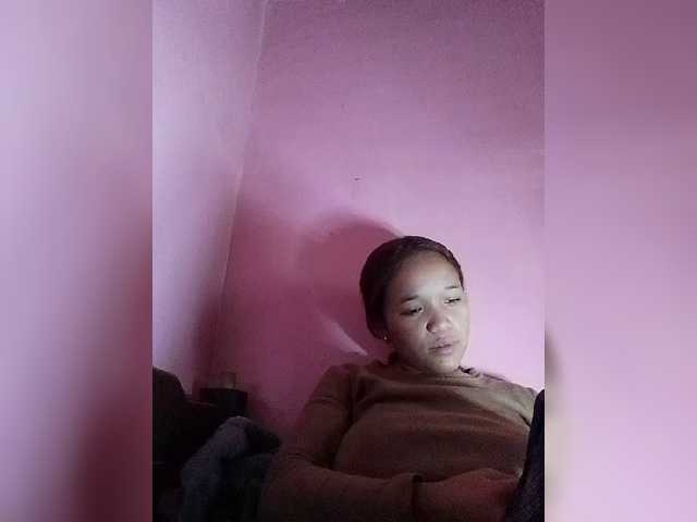 vaninah cam belle