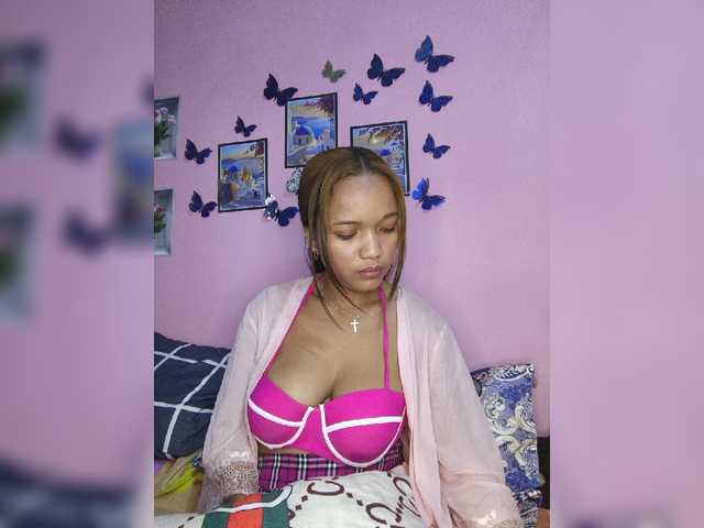 Vaninah live cam on BongaCams