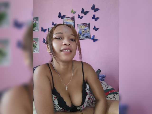 Vaninah live cam on BongaCams