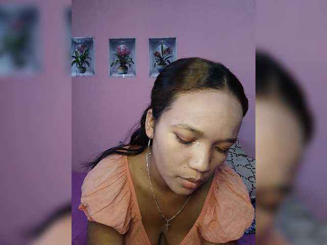 Vaninah live cam on BongaCams