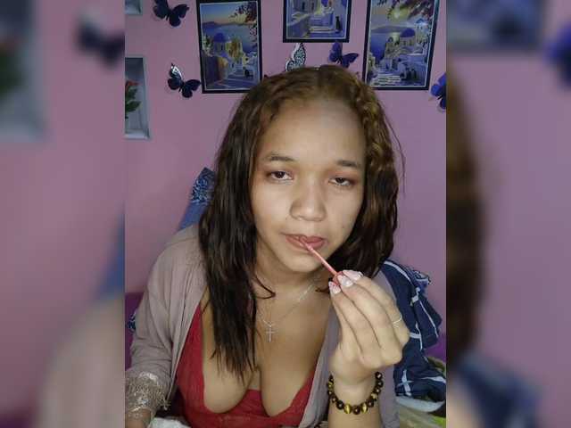 Vaninah live cam on BongaCams