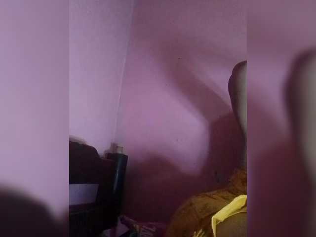Vaninah live cam on BongaCams