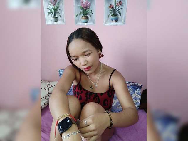 Vaninah live cam on BongaCams