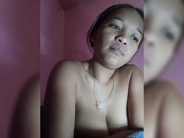 Vaninah live cam on BongaCams