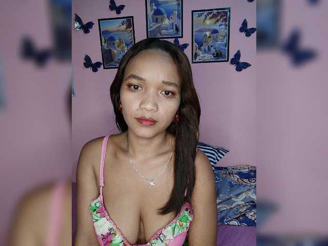 Vaninah live cam on BongaCams
