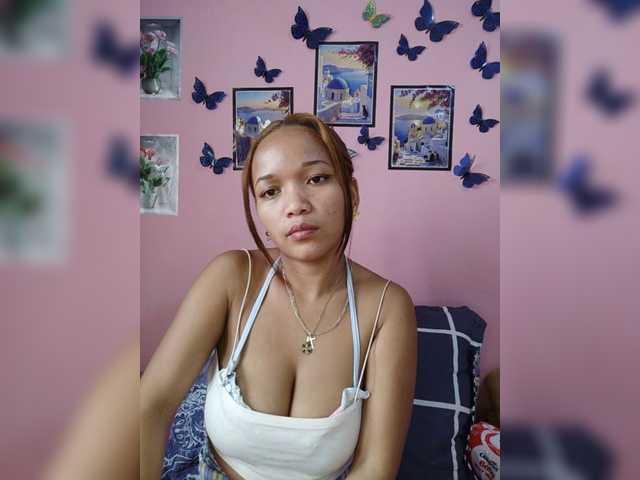 Vaninah live cam on BongaCams