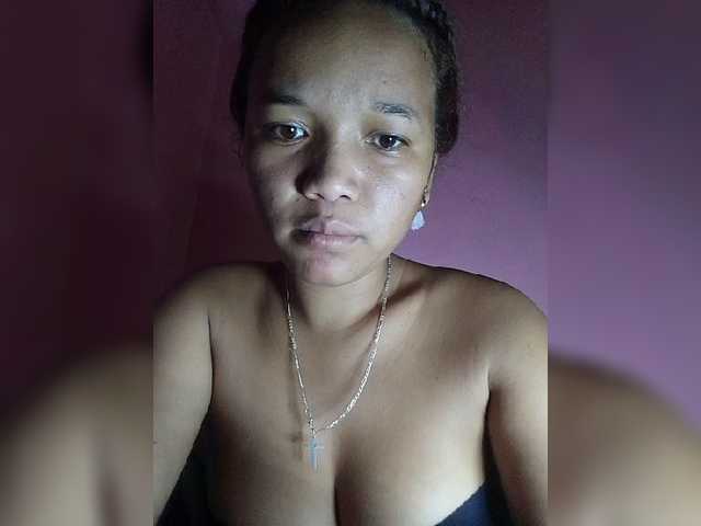 Vaninah live cam on BongaCams