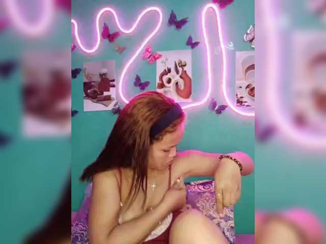 Vaninah live cam on BongaCams