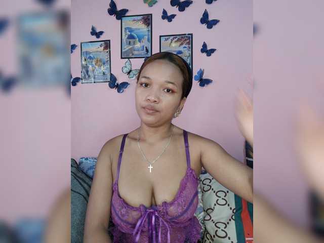 Vaninah live cam on BongaCams