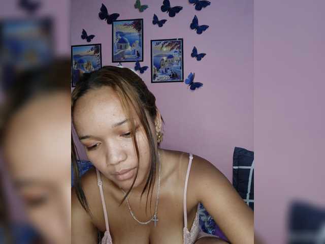 Vaninah live cam on BongaCams