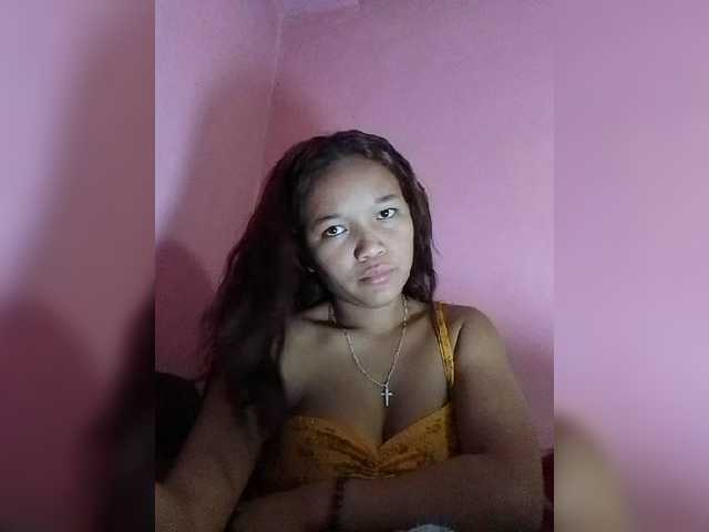 Vaninah live cam on BongaCams