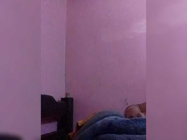 Vaninah live cam on BongaCams