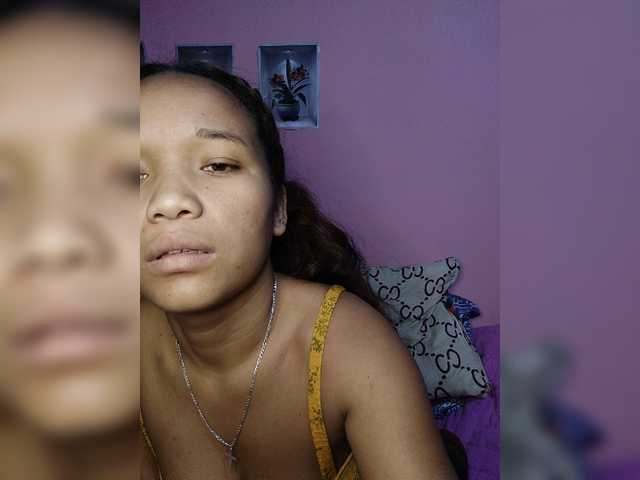 Vaninah live cam on BongaCams