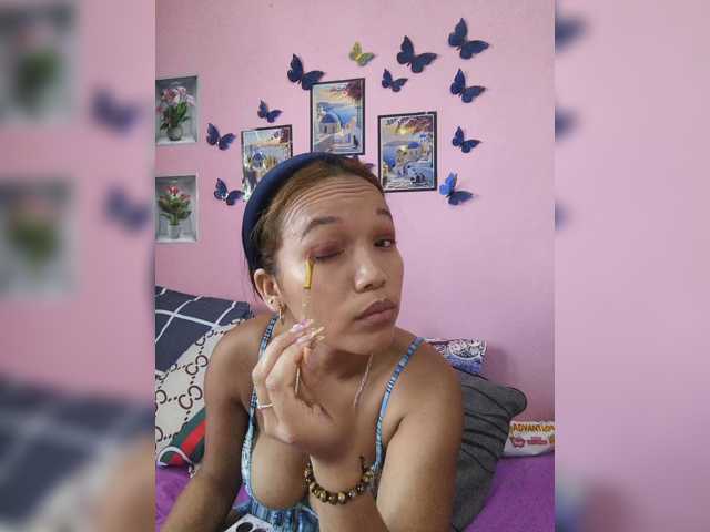 Vaninah live cam on BongaCams