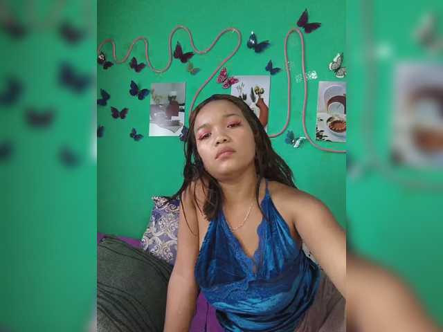 Valentina22 live cam on BongaCams