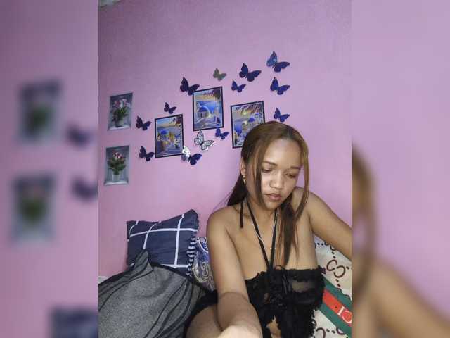 Vaninah live cam on BongaCams
