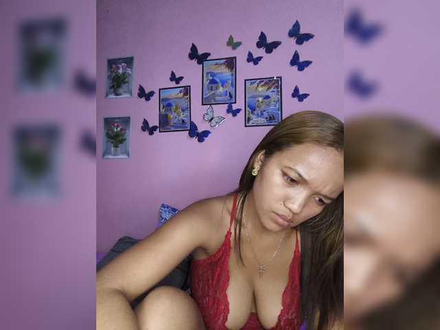Vaninah live cam on BongaCams