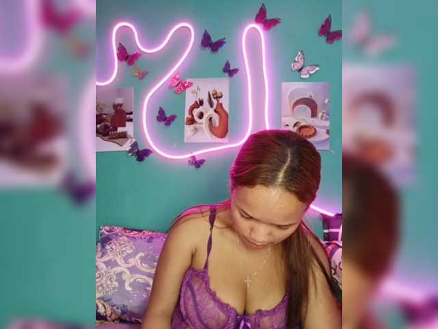 Vaninah live cam on BongaCams