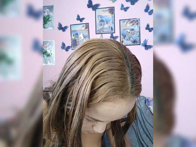 Vaninah live cam on BongaCams