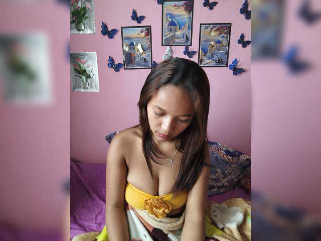 Vaninah live cam on BongaCams