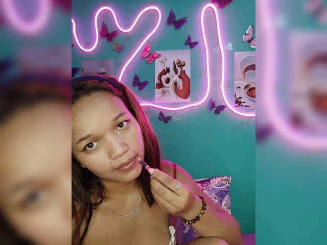 Vaninah live cam on BongaCams