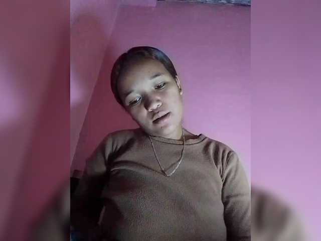 Vaninah live cam on BongaCams