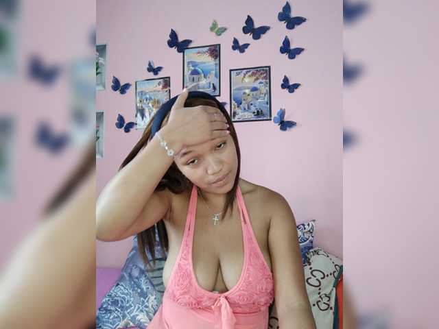 Vaninah live cam on BongaCams