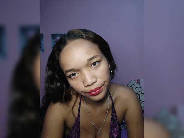 Vaninah live cam on BongaCams