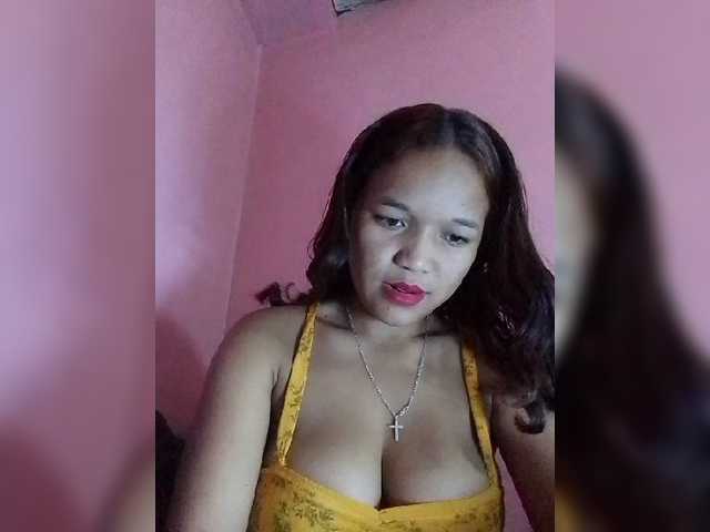 Vaninah live cam on BongaCams