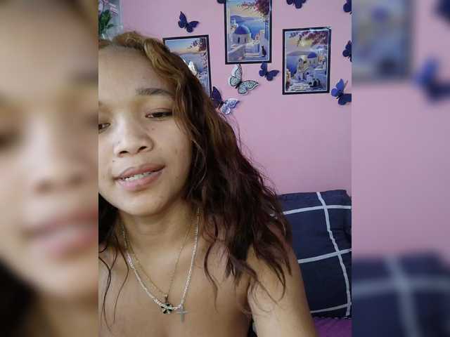 Vaninah live cam on BongaCams