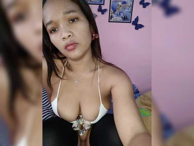 Vaninah live cam on BongaCams