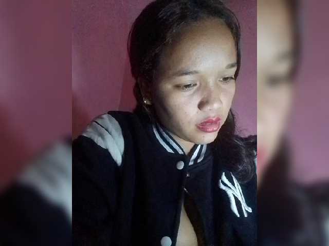 Vaninah live cam on BongaCams