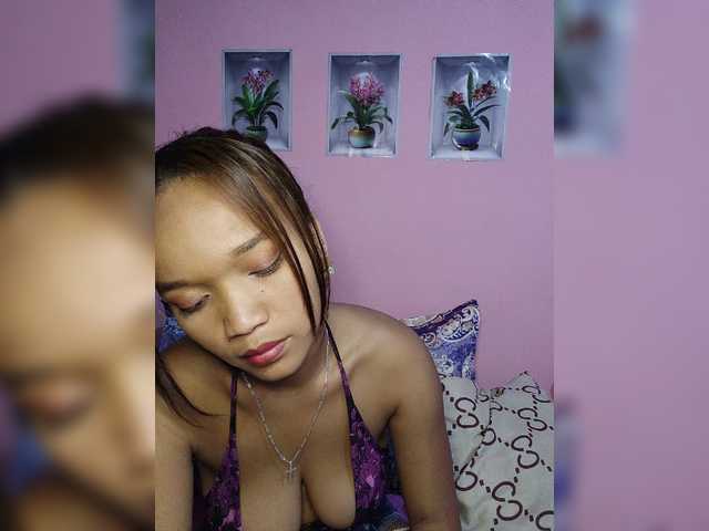 Vaninah live cam on BongaCams