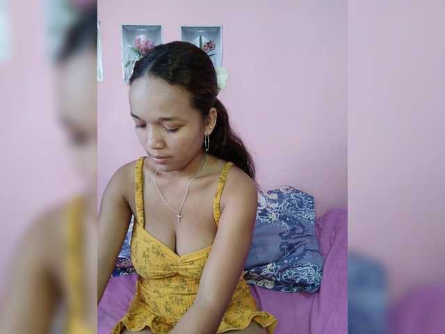 Vaninah live cam on BongaCams