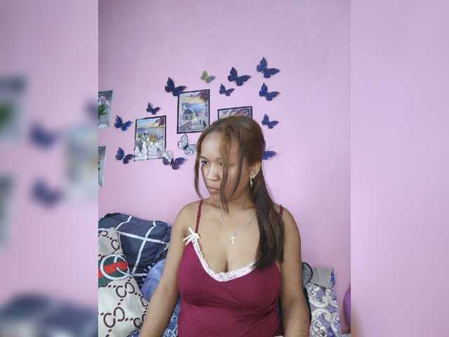 Vaninah live cam on BongaCams