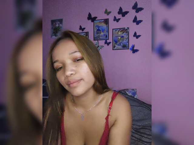 Vaninah live cam on BongaCams