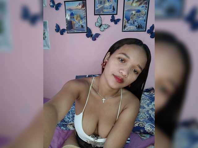 Vaninah live cam on BongaCams