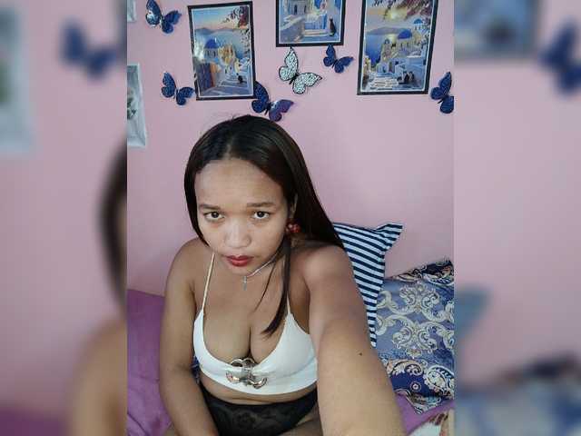 Vaninah live cam on BongaCams