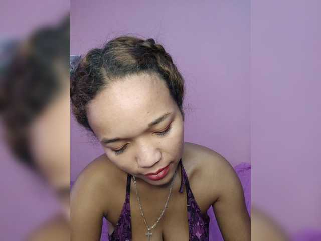 Valentina22 live webcam show