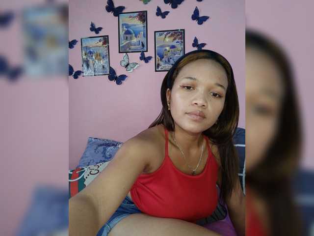 Vaninah live cam on BongaCams