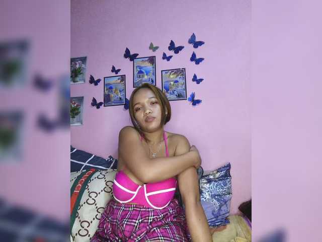 Vaninah live cam on BongaCams