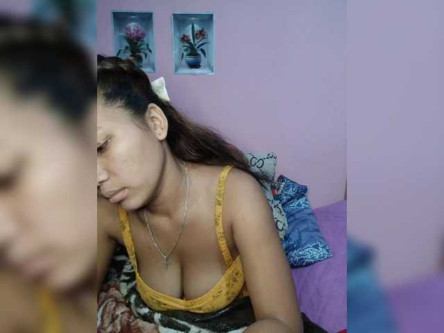 Vaninah live cam on BongaCams
